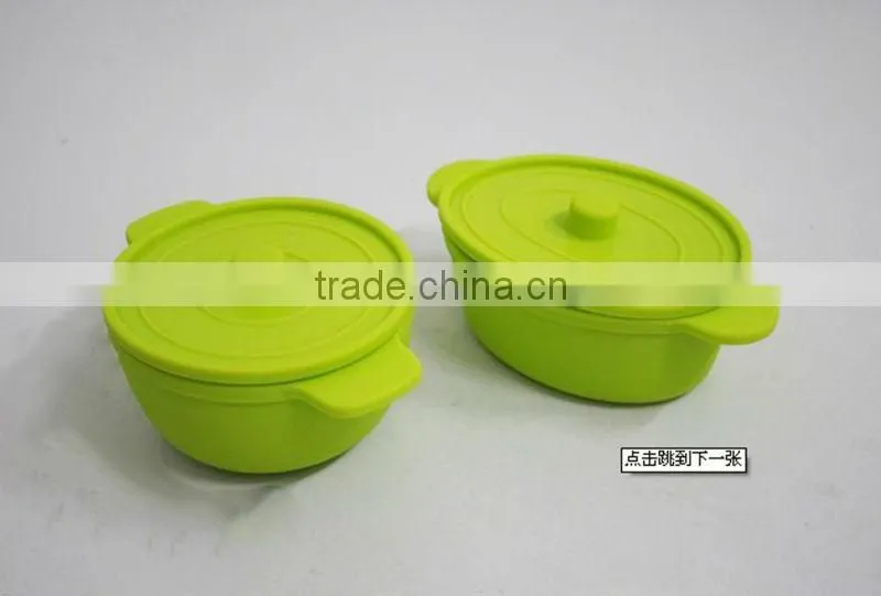 Resistant silicone pot