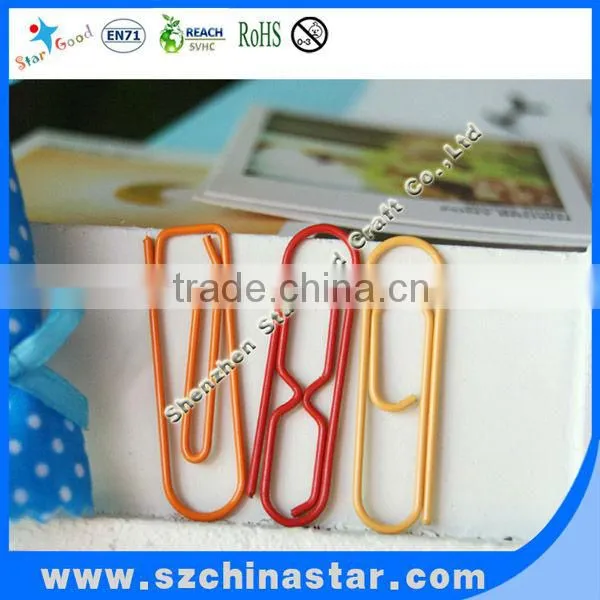 shapes paper clips with round tin box