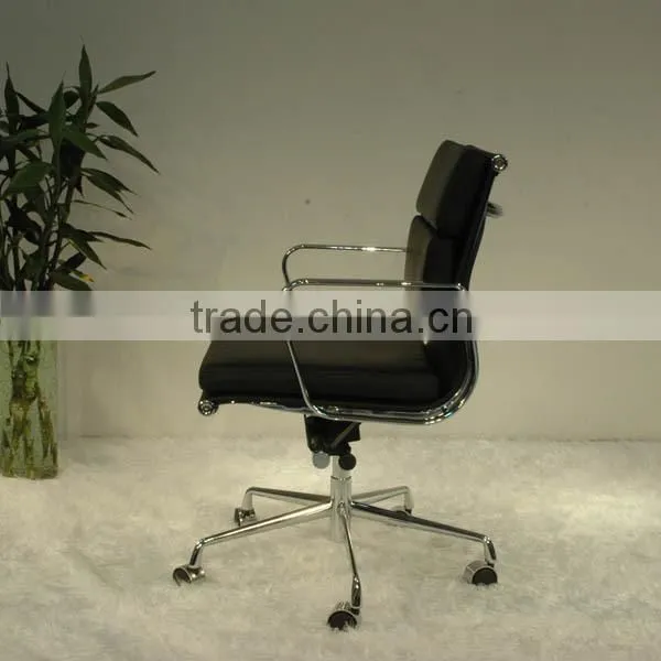 Master desingn black leather office chair