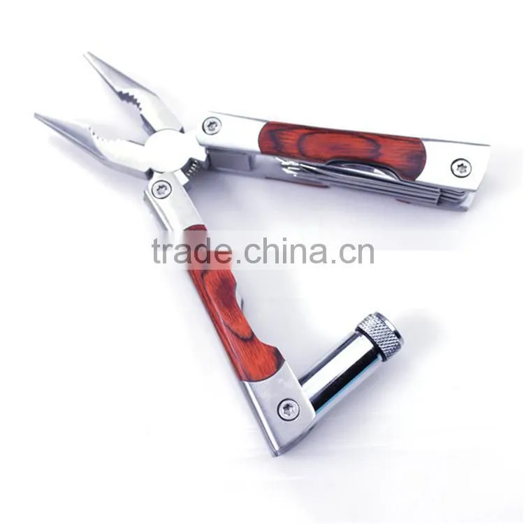 Practical plier