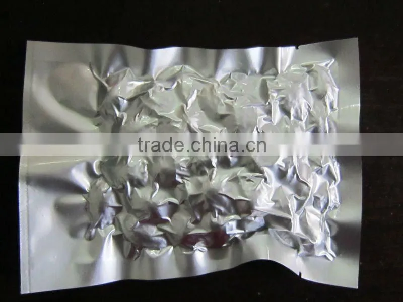 Household vacuum sealer for garlic cloves