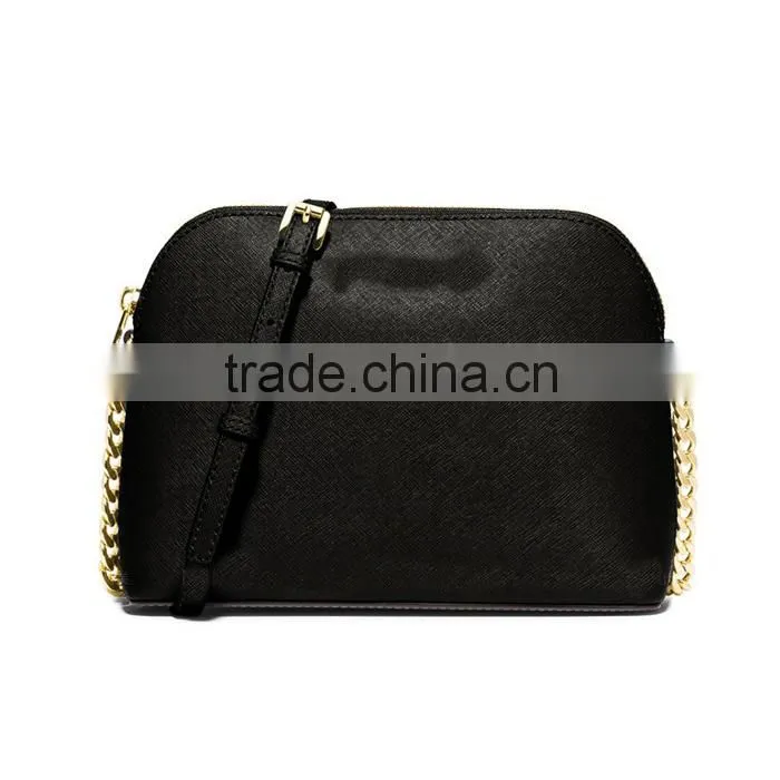 woman shoulder bag