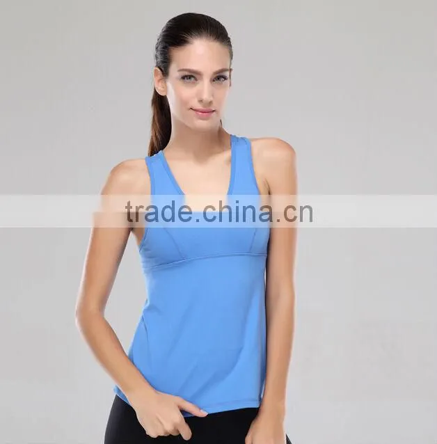 Most popular woman yoga wear tops and capris, wholesale Chinese items