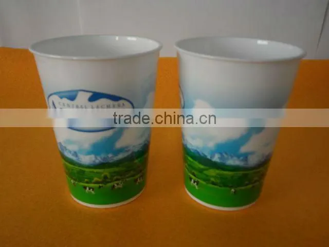10oz Plastic milk shake cup