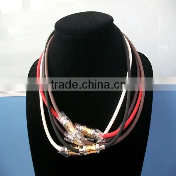 High quality fashion silicone necklace