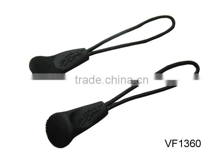 Custom skidproof design rope zipper puller for outdoor garment
