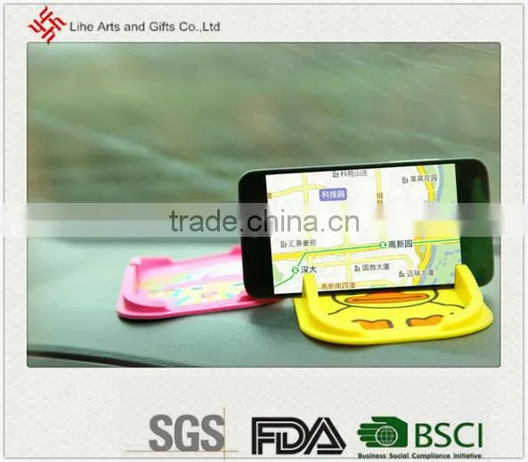 Duck cartoon car anti slid mat for smart phone