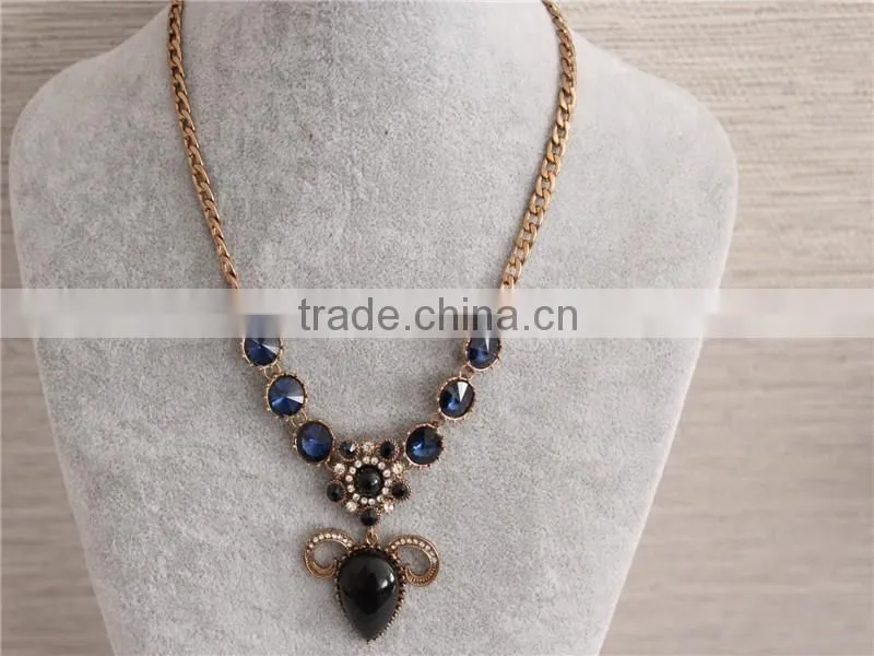 Fashion design gold plated women necklace crystal Necklace Wholesale