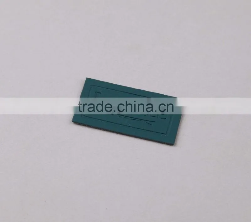 Green Color Embossed Logo Fake Leather Patch PU Label