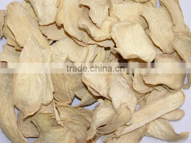 Dehydrated ginger flakes