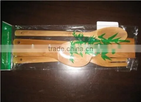 Bamboo carving a spoon