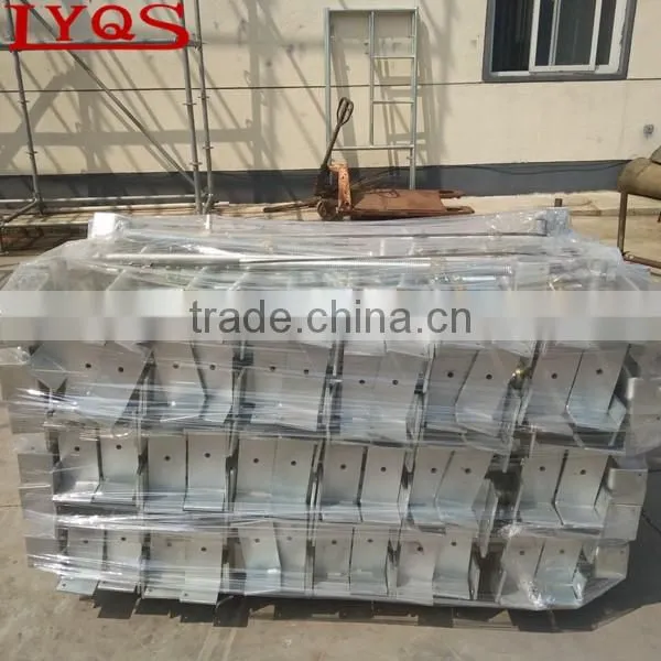 Adjustable forkhead jack scaffolding forkhead support