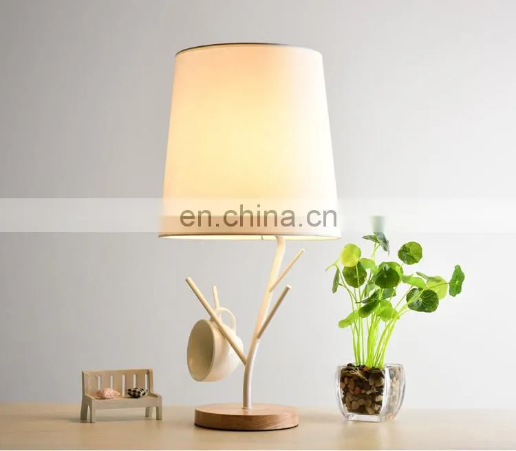 OEM lamp bedroom bedside wooden simple fashion table lamp bedroom reading lamp