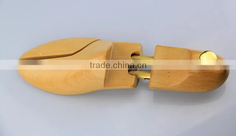 LX-011-012 luxury cedar shoe tree