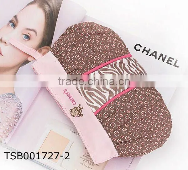 magnetic cosmetic bag