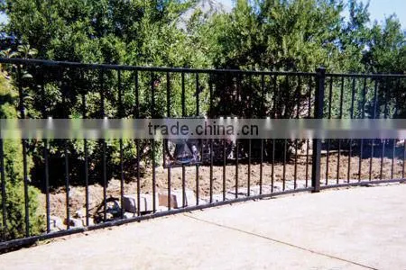 2015 Top-selling hand forged galvanized garden fencing
