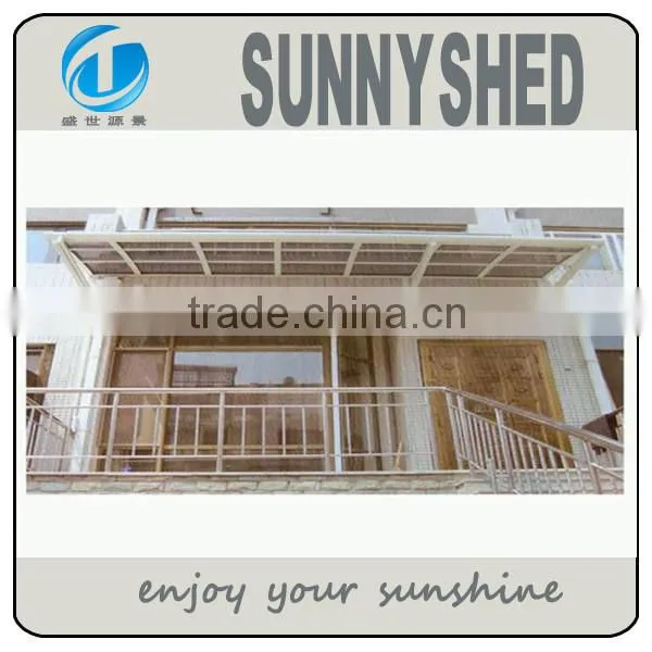 Deck Awning to easy installation with alumimum polycarbonate