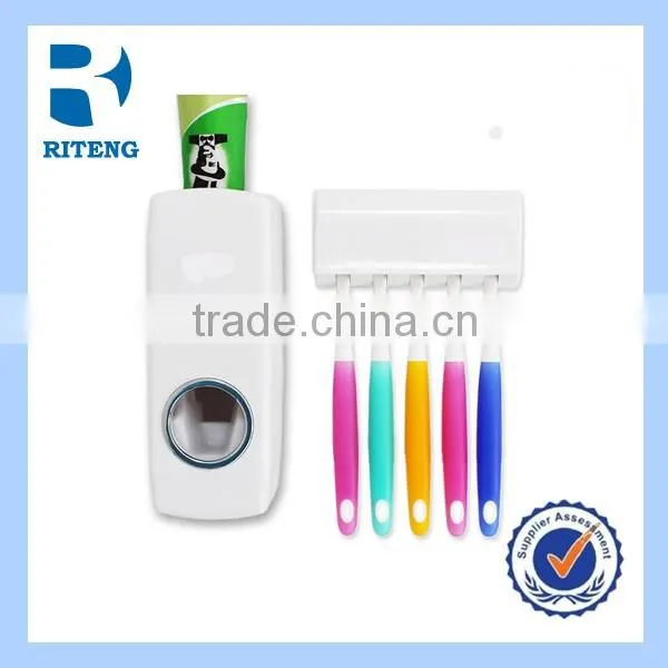 Cute Merit Student Style Automatic Toothpaste Squeezing Device with Toothbrush Holder