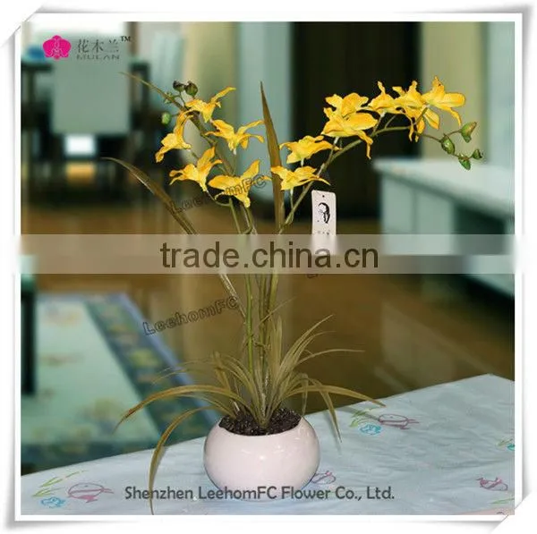 wholesale factory price plastic flower hot sale