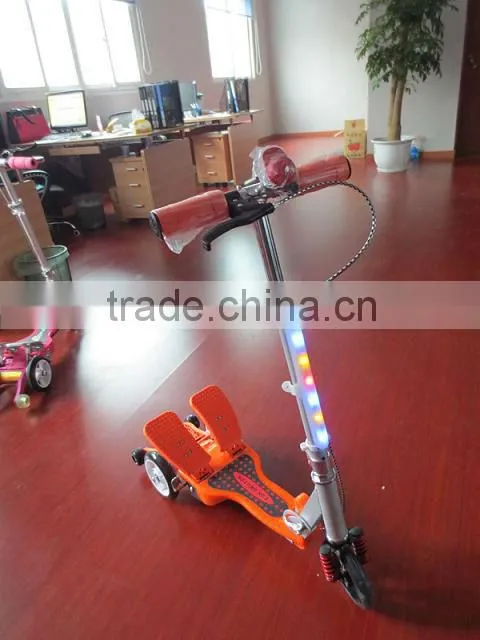 3 wheels scooter all aluminum for children with light bar