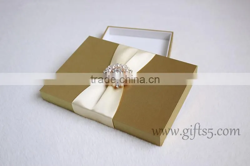 Unique White custom wedding invitation card box