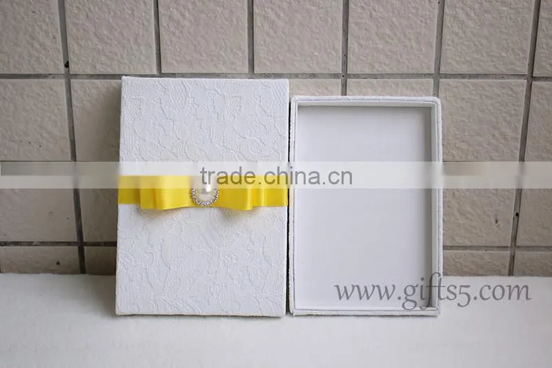 Elegant Wedding Invitations Silk Boxes Wholesale