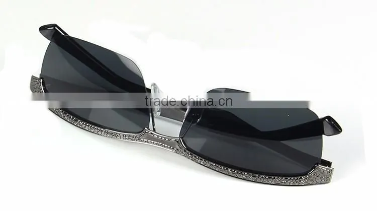 new style alloy polarized sunglasses man custom logo by laser