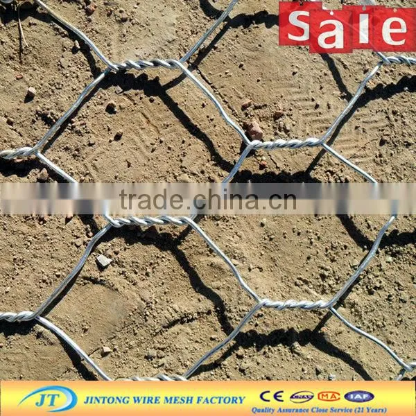 chicken coop hexagonal wire mesh