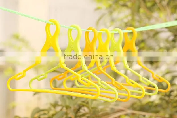 6pcs windproof Portable Folding Plastic Clothing Coat Hanger Travel Foldable Hanger