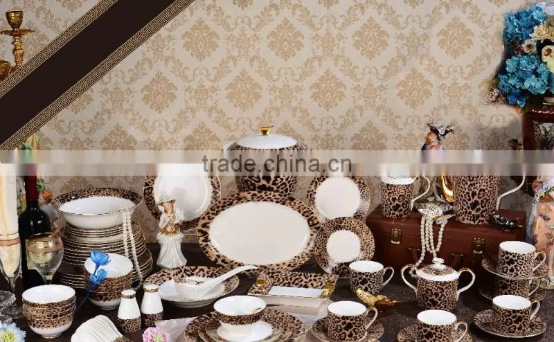 Leopard print pattern 6 people use 69pcs bone china dinnerware set