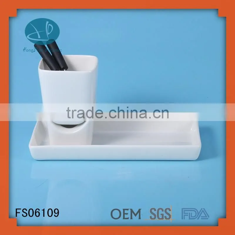 White Ceramic Chocolate Fondue With Logo and Cheese Tools Type cheese grater,ceramic fondue