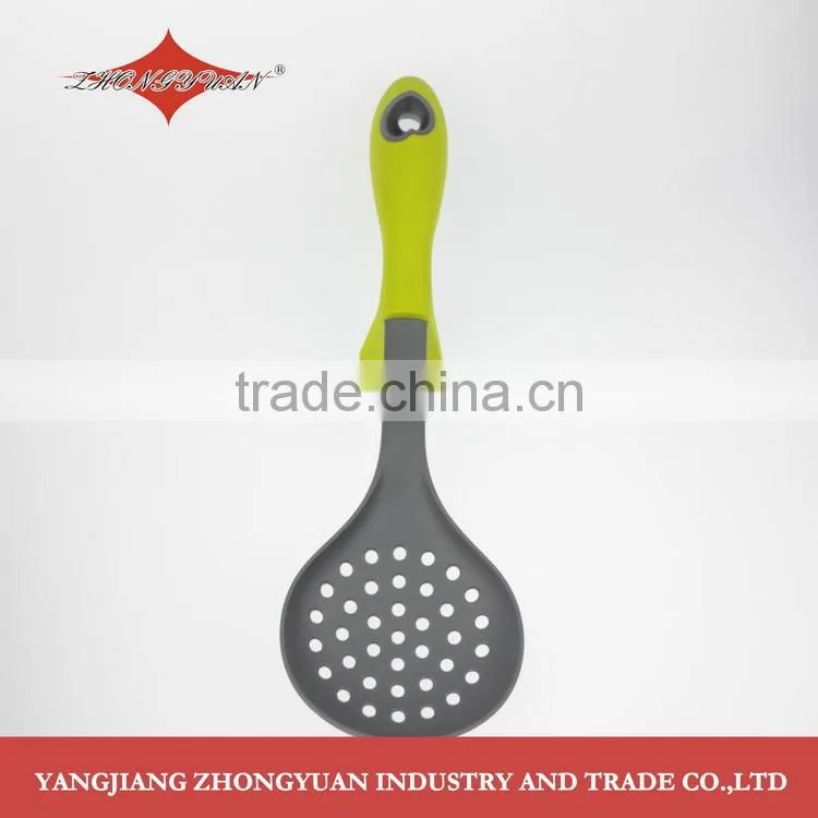 Gadgets china 2014 nylon skimmer with heart shape plastic handle