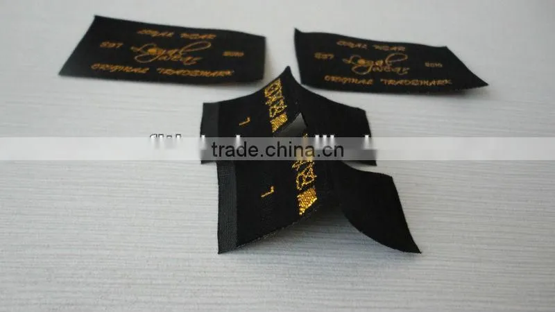 High quality custom clothing garment manufactures woven label