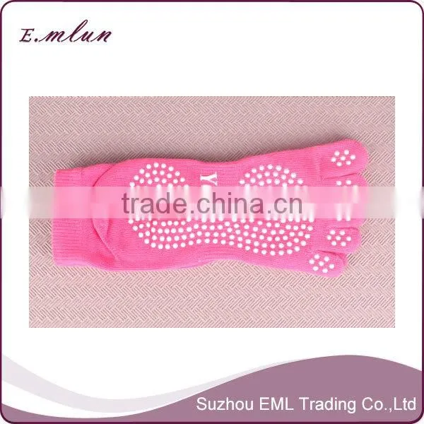 Non-slip antibacterial professional yoga five fingers socks