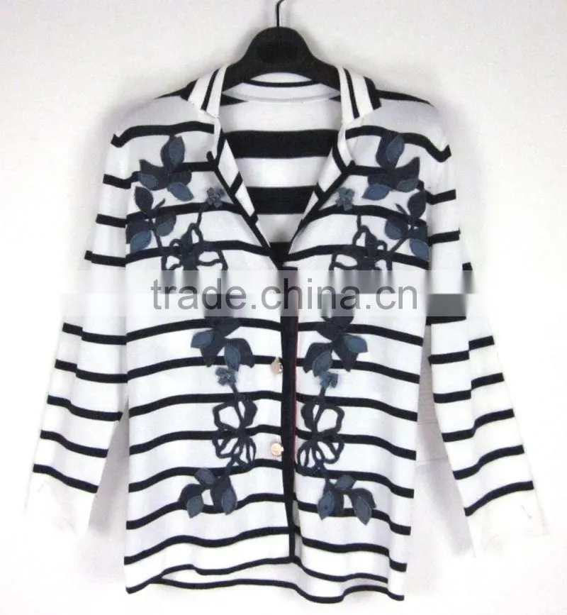 2016 black and white stripe with embroidery lady sweater