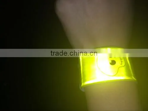 New design customized glow in the dark reflective running wristbands with printing logo