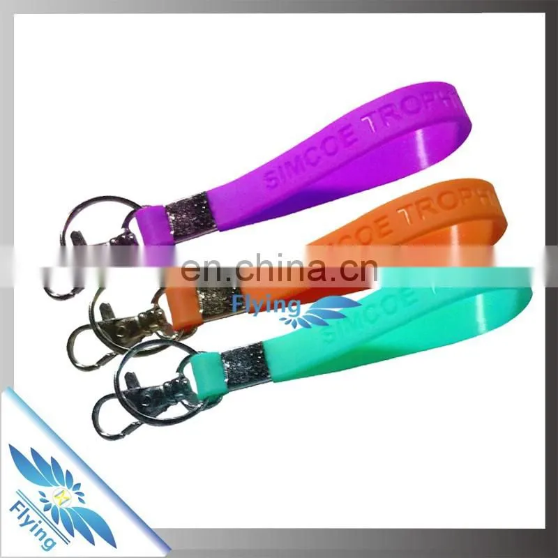 Custom rubber keychain/silicone keychain/silicone bracelet key ring