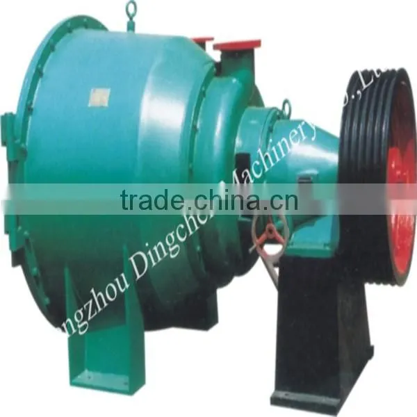 Defibrator of pulping equipment for paper making machine