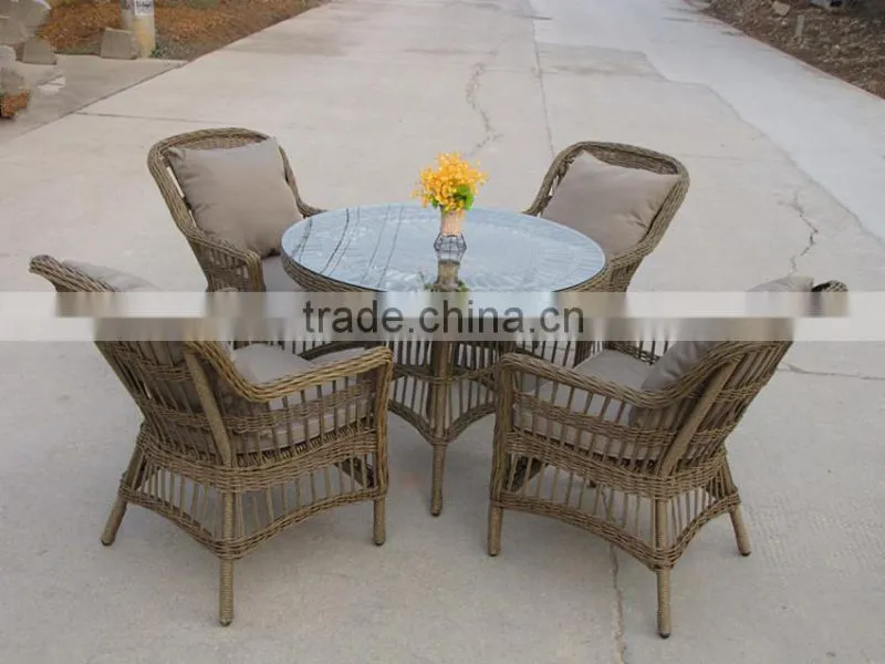NEW DINING WHITE ROUND RATTAN TABLE