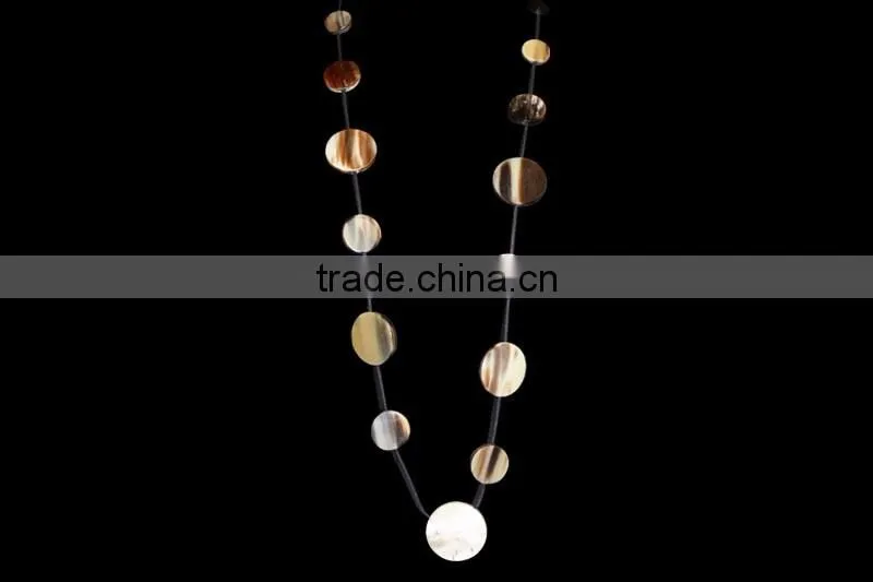 Eco-friendly handicraft nice buffalo horn necklace jewelry Vietnam