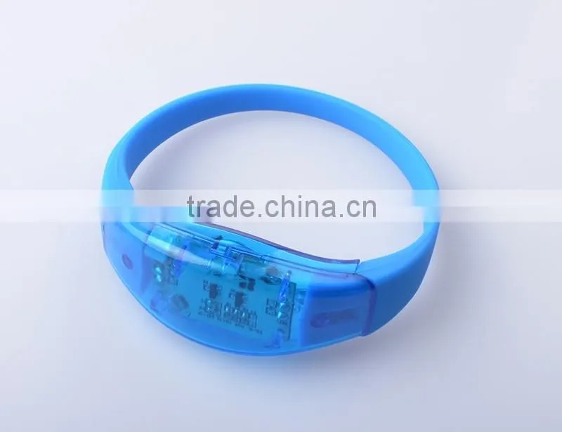 2016 Wholesale LED Glow Party Flashing Bracelet For Christmas, Custom Colorful Light Party Up LED Party Flashing Bracelet For Gi