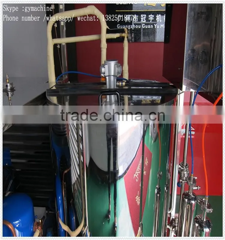 Dry powder screening machines
