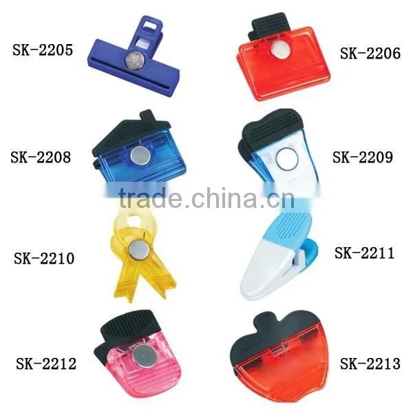 Simple design promotional plastic clip