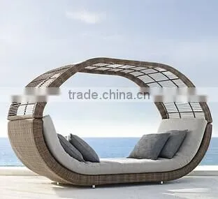 2017 Trade Assurance SIGMA Hot sale luxury comfortable synthetic round rattan metal pool tea table furniture