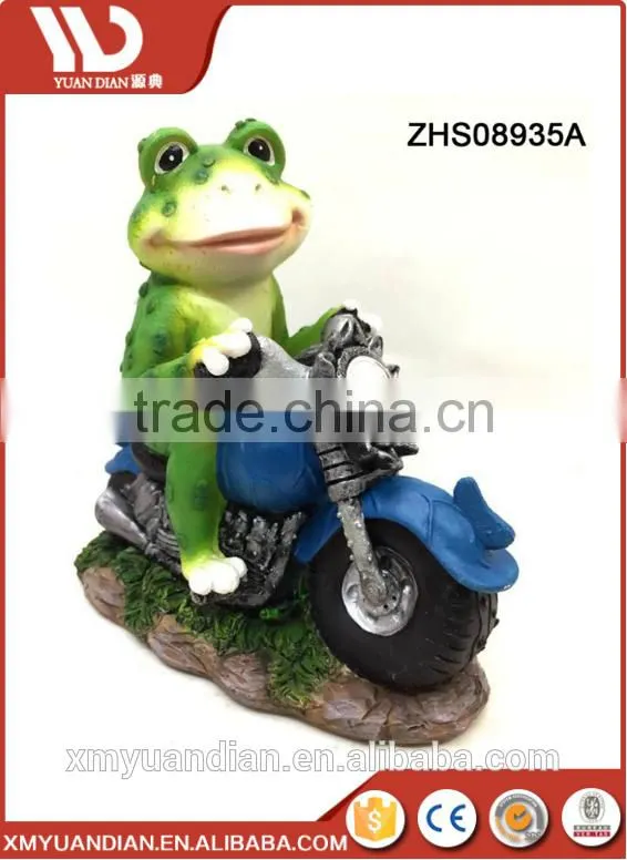 Garden Art A Riding Motorcycle Frog Solar Led Light Outdoor