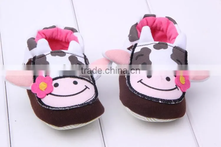 2014 new arrival baby shoe fashion cow designer shoes for girls newborn shoe