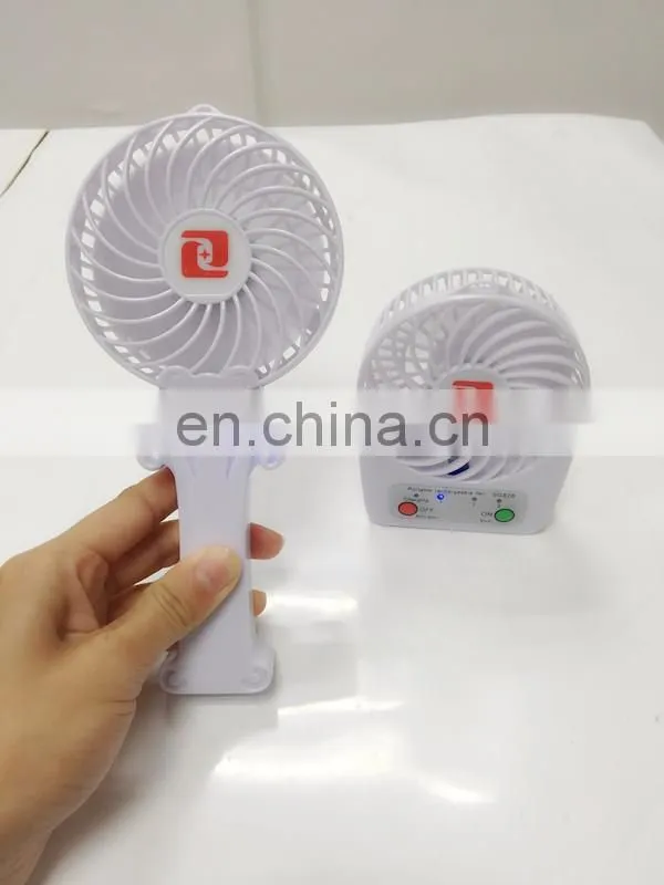 Mini electric fan with rechargeable battery