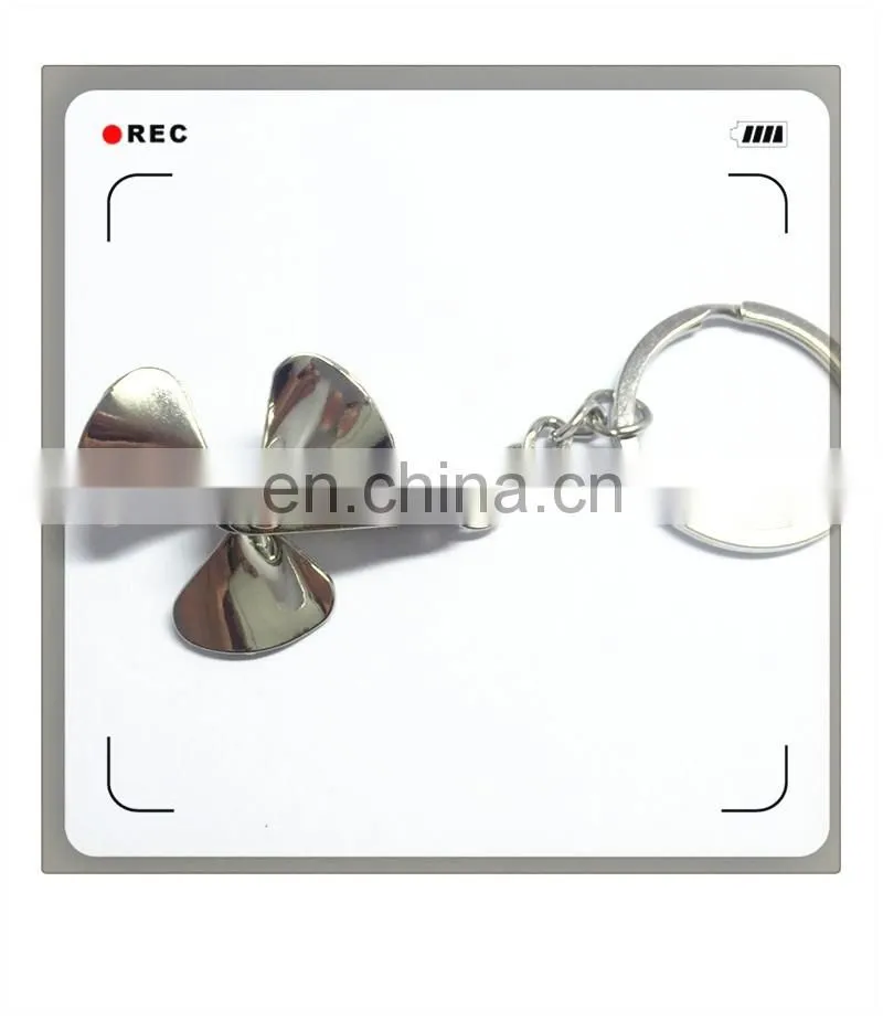 Cheap customised fan shaped rotating keychain