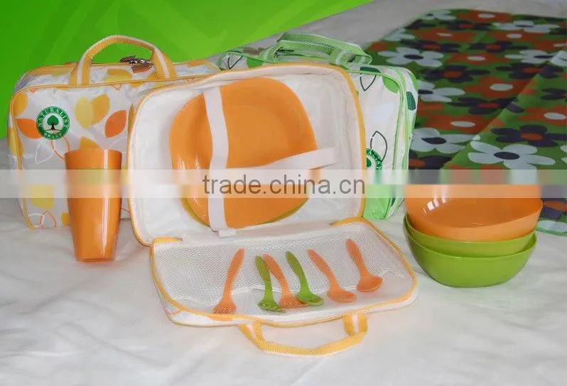 Promotional Portable picnic plastic tableware set