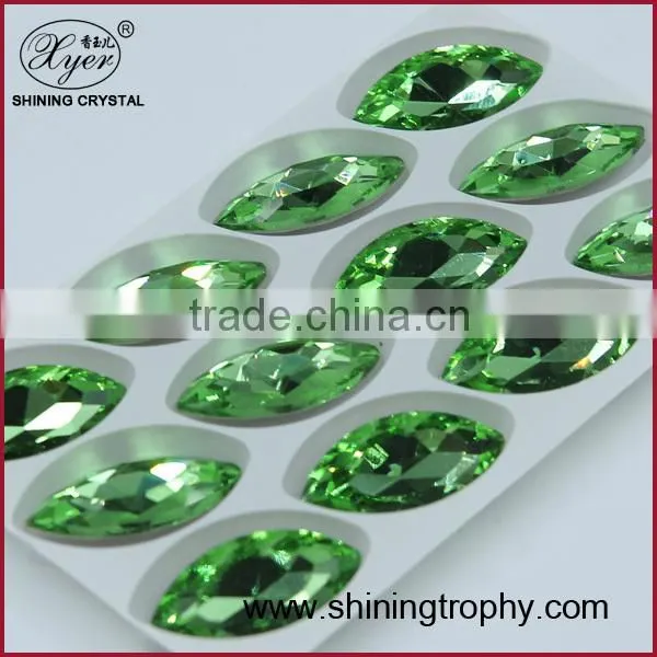 Transparent shining machine cut crystal glass stones